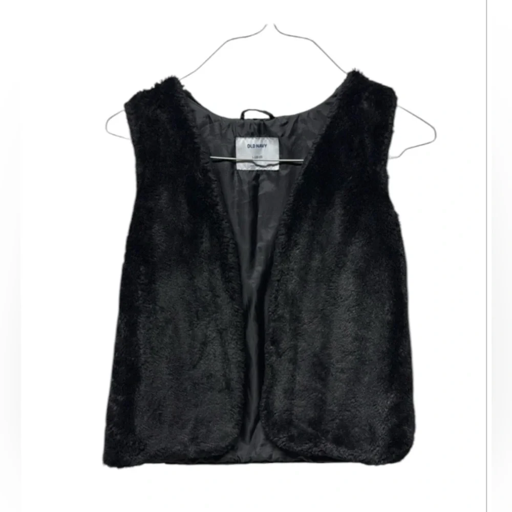 Old Navy black faux fur open front vest size medium large 10/12